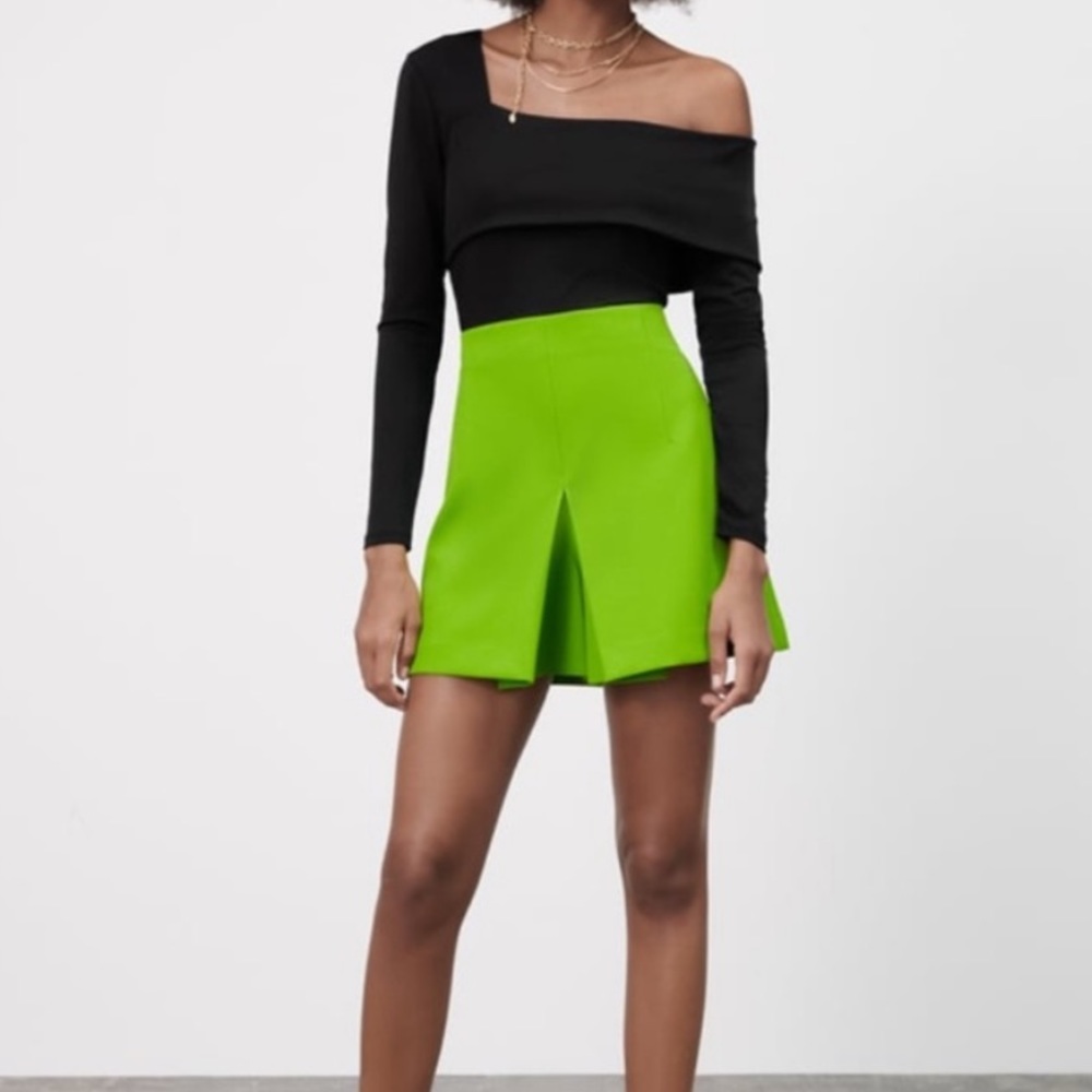 Zara Off the Shoulder Asymmetrical Bodysuit - size large